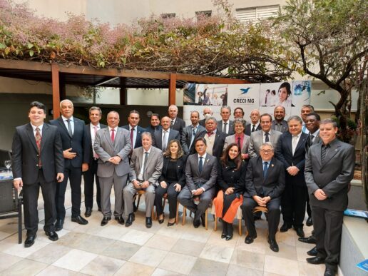 Nova diretoria é empossada para triênio 2022-2024