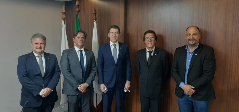 Reunião no Ministério Público